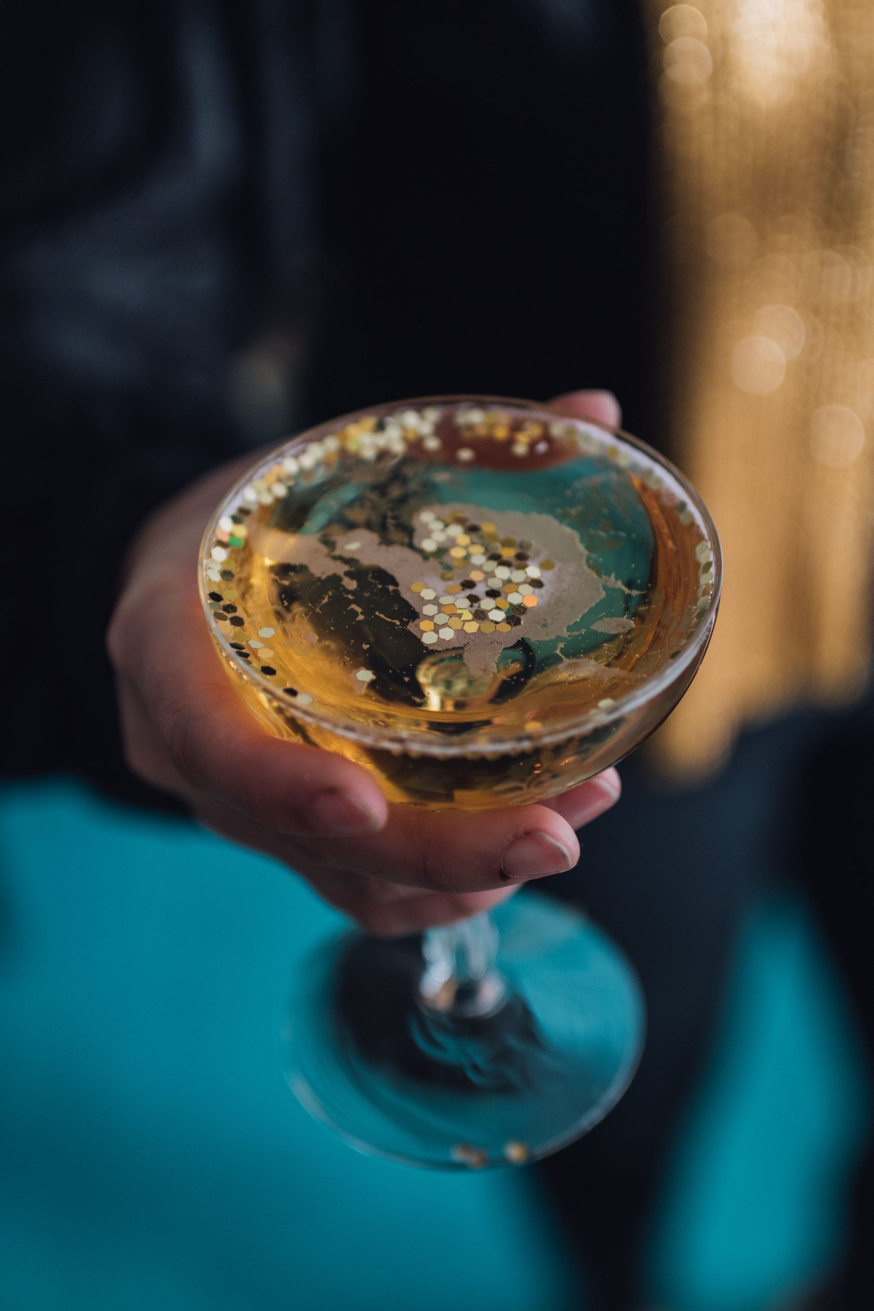 Flocos de ouro comestível 24K – cocktails e champagne
